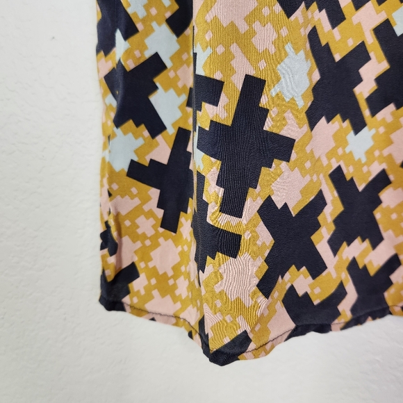 Essentiel Antwerp Women’s Geometric Silk EU Size 40 Sleeveless Tank Top - Picture 3 of 12